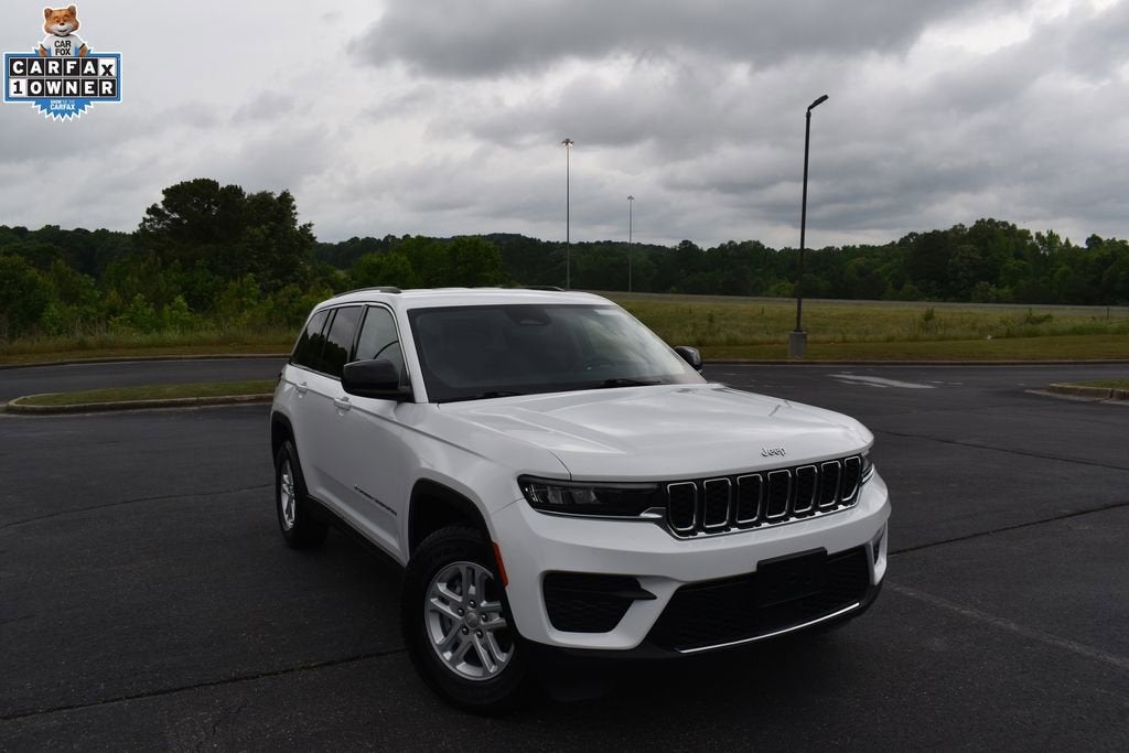 2024 Jeep Grand Cherokee Laredo's photo