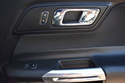 2015 Ford Mustang V6