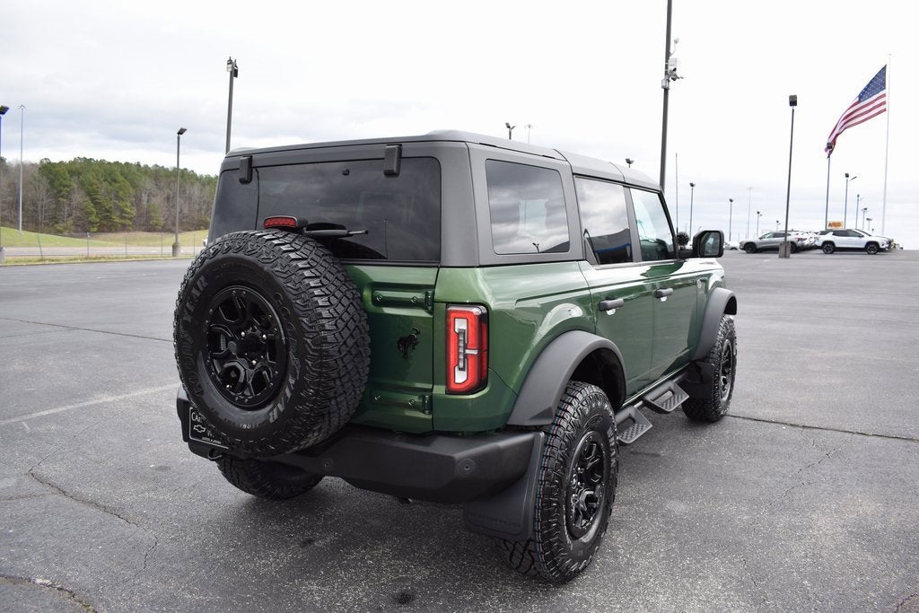 2023 Ford Bronco Base