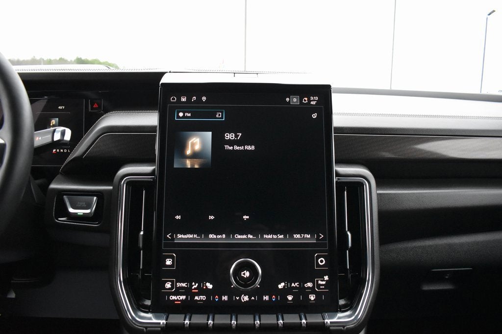 2025 GMC Yukon Elevation