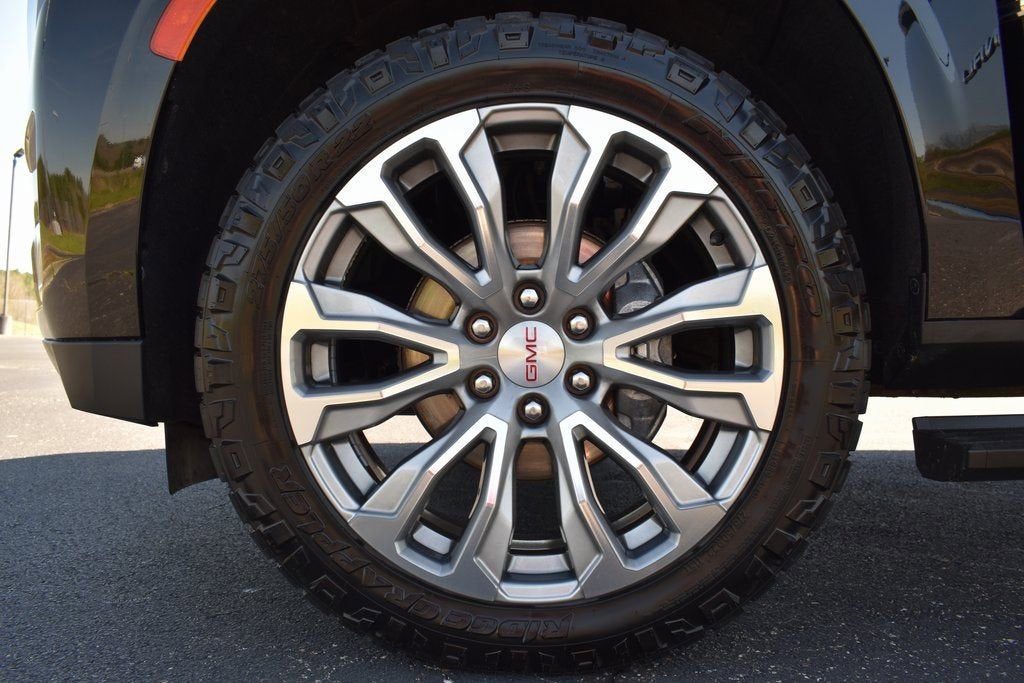 2022 GMC Yukon Denali