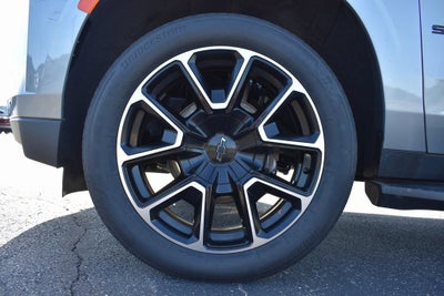 2024 Chevrolet Suburban RST