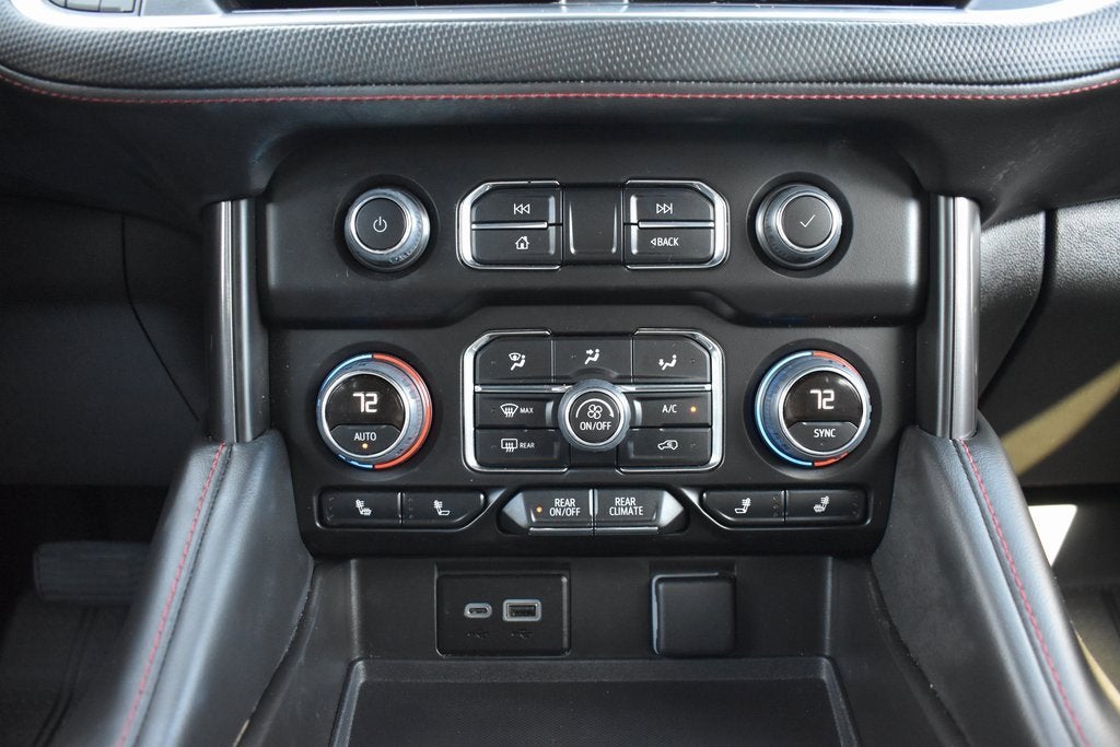 2024 Chevrolet Suburban RST