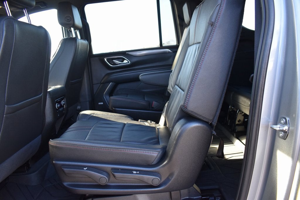 2024 Chevrolet Suburban RST