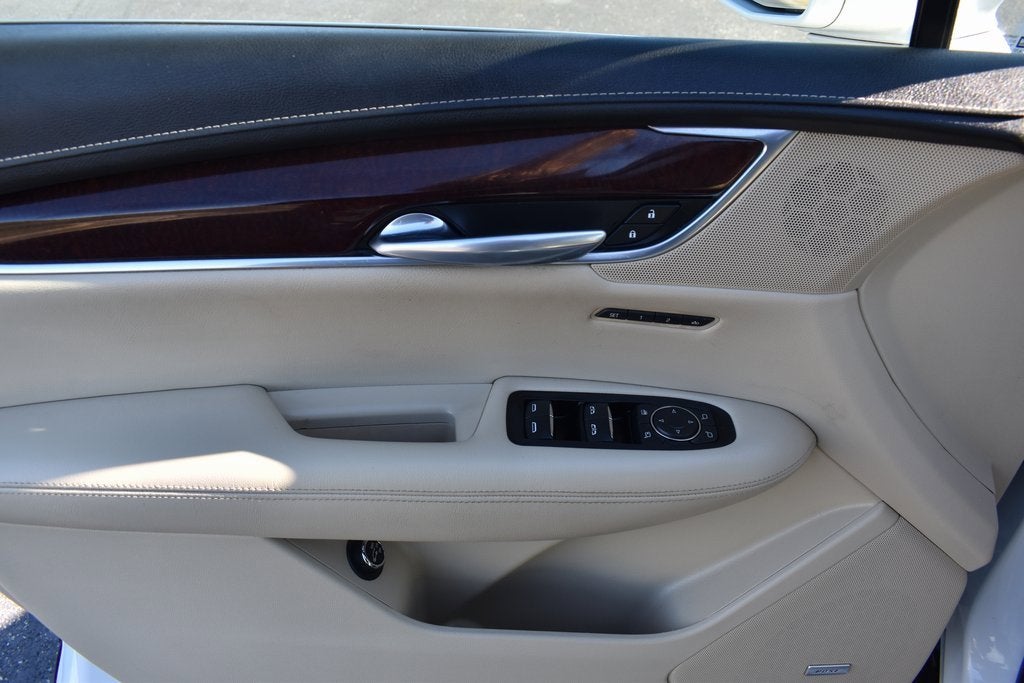 2018 Cadillac XT5 Luxury FWD