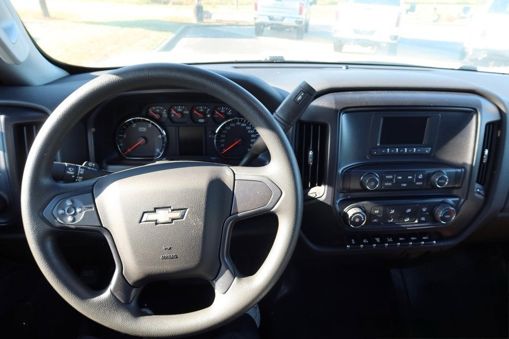 2024 Chevrolet Silverado 5500 HD Work Truck