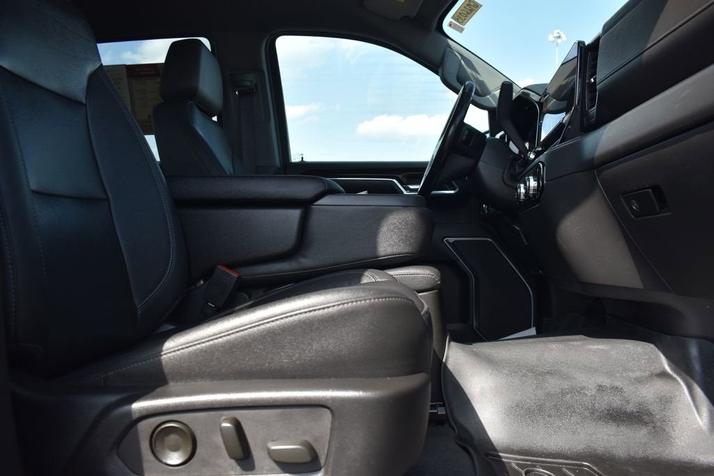 2022 GMC Sierra 1500 SLT - Photo 6