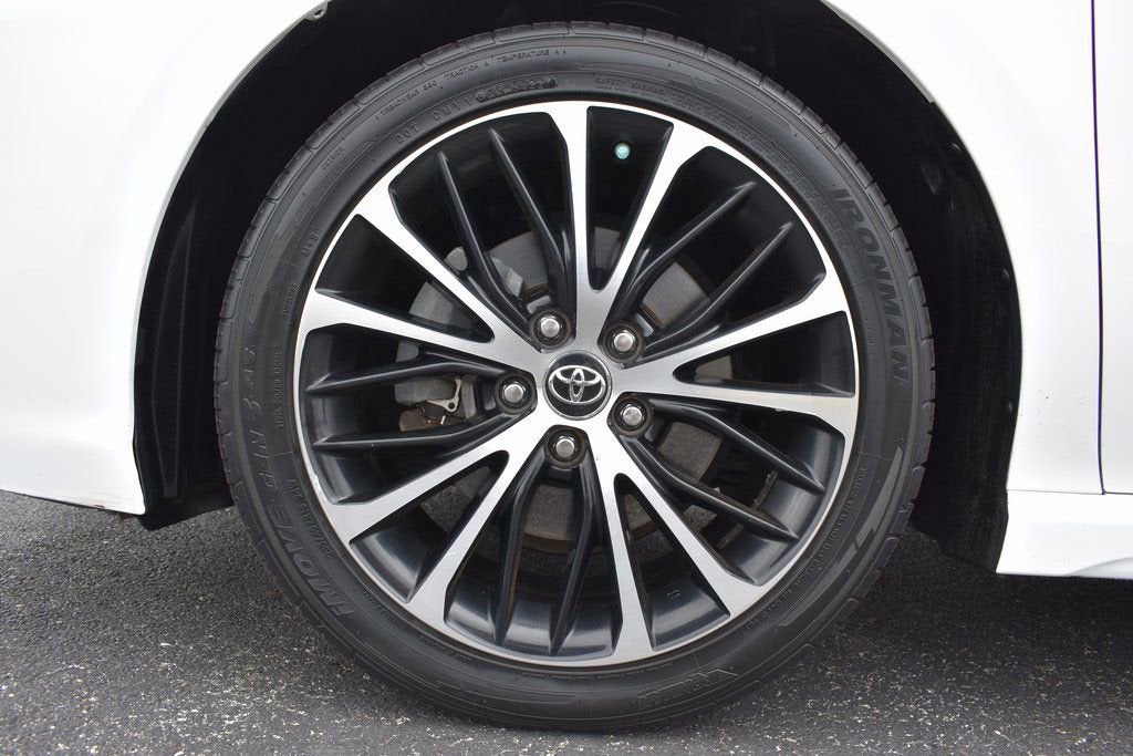 2019 Toyota Camry LE