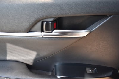 2020 Toyota Camry XSE