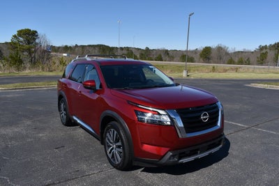 2022 Nissan Pathfinder Platinum