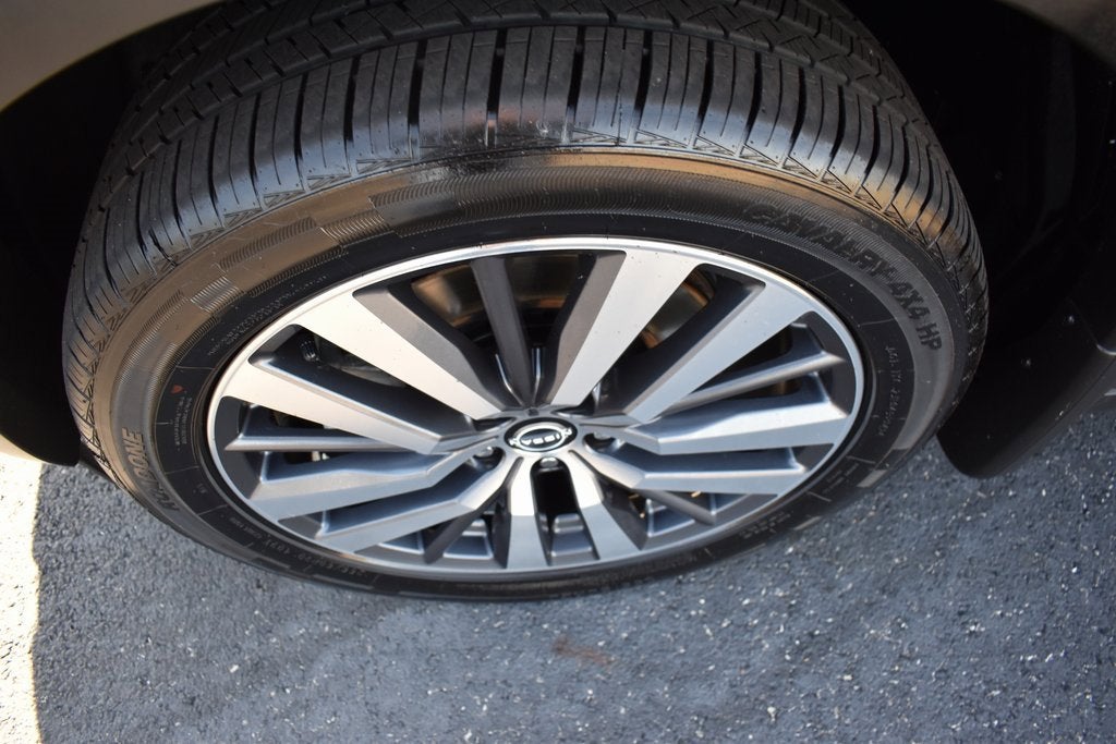 2022 Nissan Pathfinder Platinum