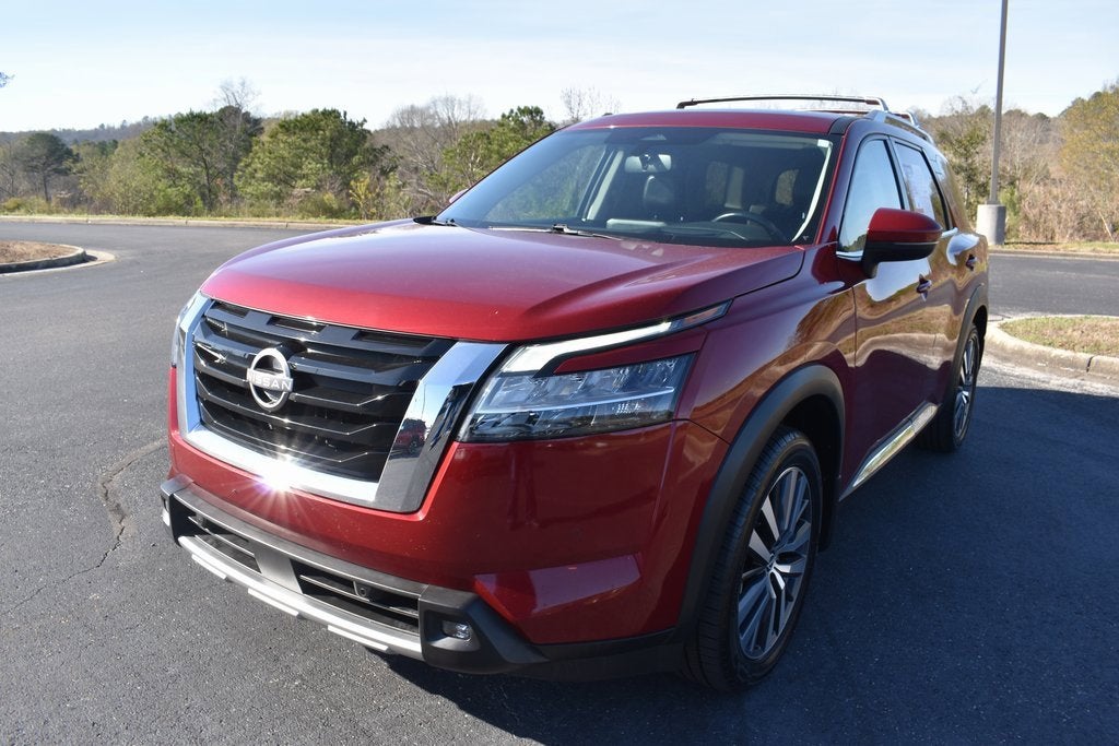 2022 Nissan Pathfinder Platinum