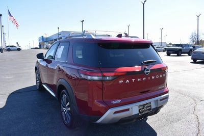2022 Nissan Pathfinder Platinum