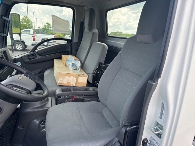 2025 Chevrolet Low Cab Forward 4500 HD Base