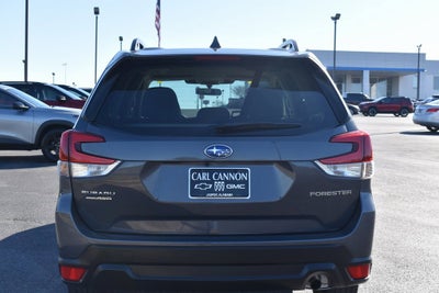 2022 Subaru Forester Premium