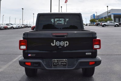 2023 Jeep Gladiator Overland