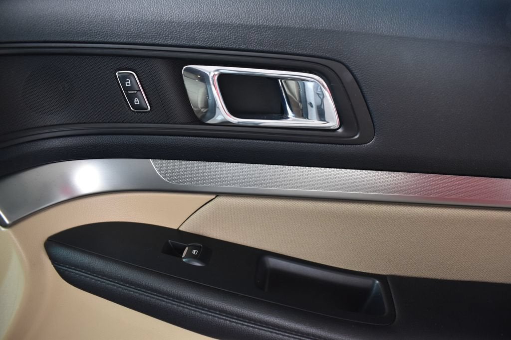 2016 Ford Explorer Base