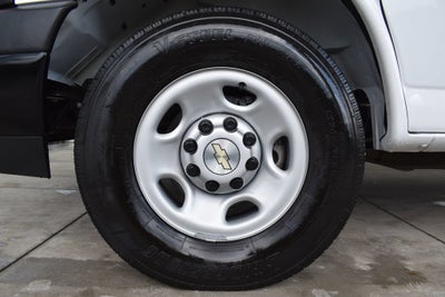 2024 Chevrolet Express Passenger 3500 1LS