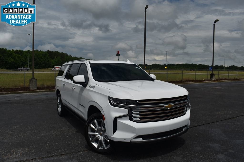 2021 Chevrolet Suburban 4WD 1500 High Country's photo