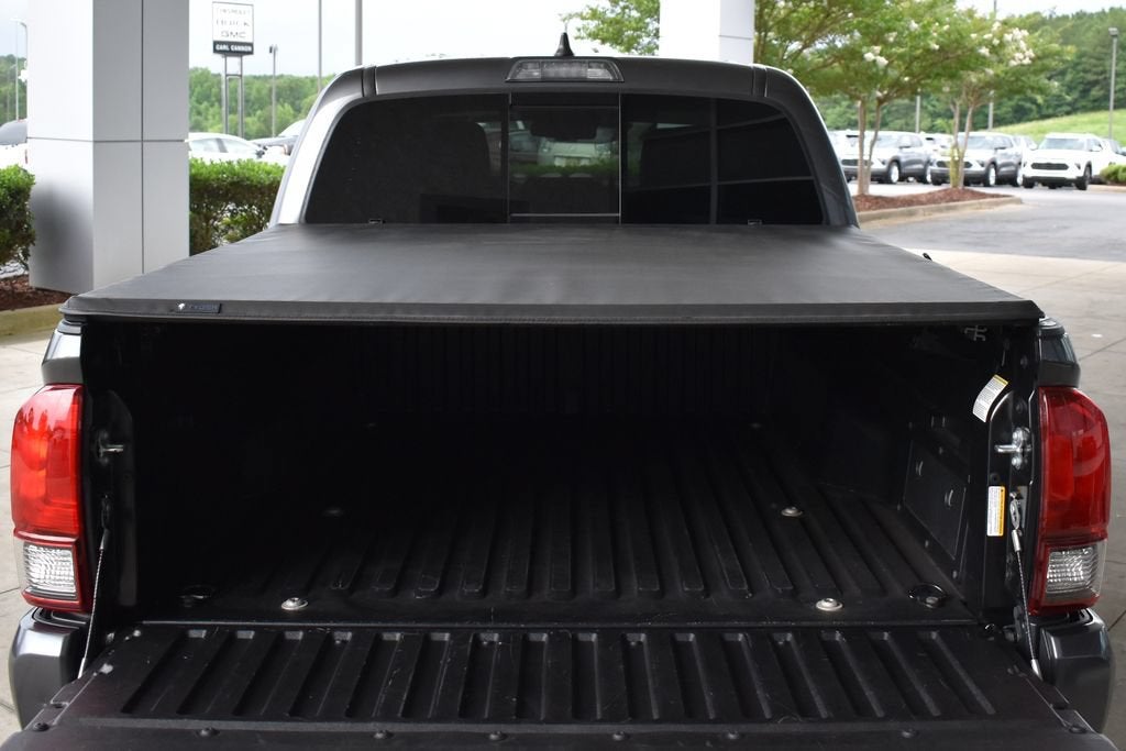 2022 Toyota Tacoma 2WD SR5