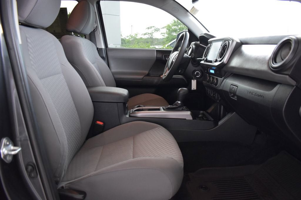 2022 Toyota Tacoma 2WD SR5