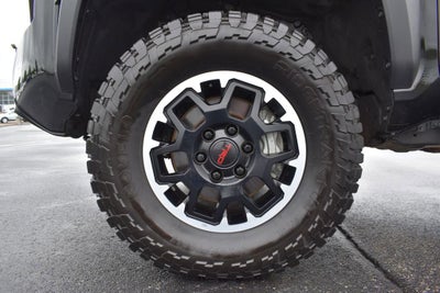 2024 Toyota Tacoma 4WD SR5