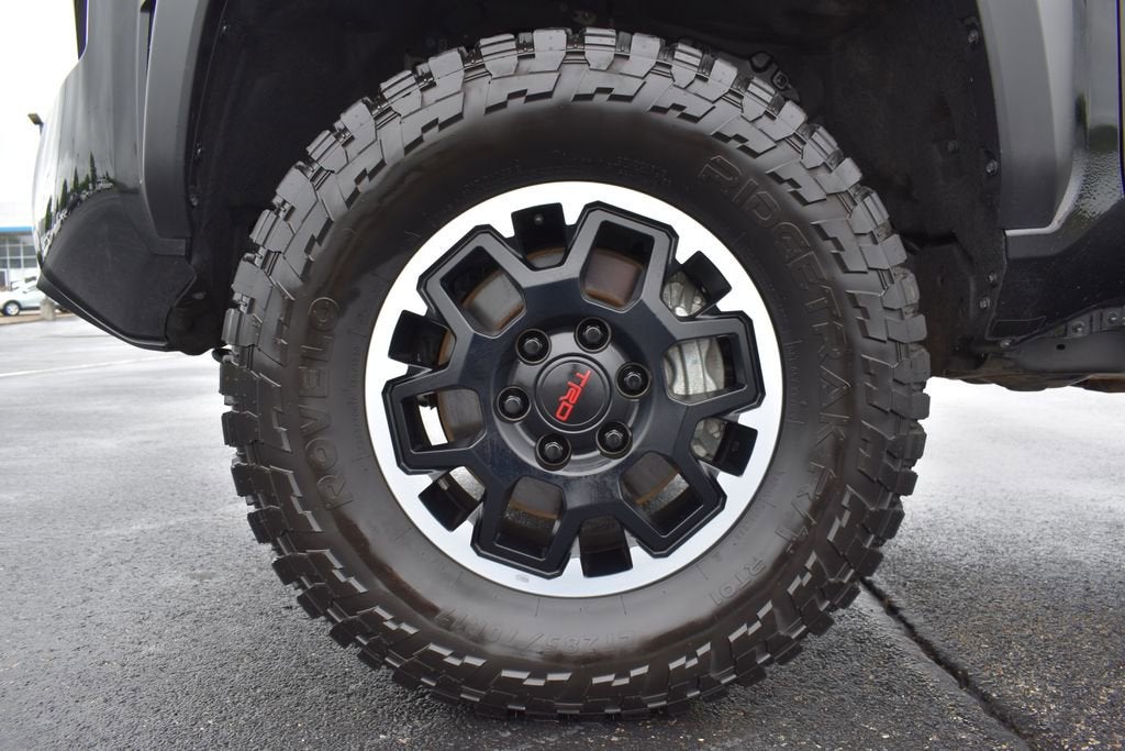 2024 Toyota Tacoma 4WD SR5