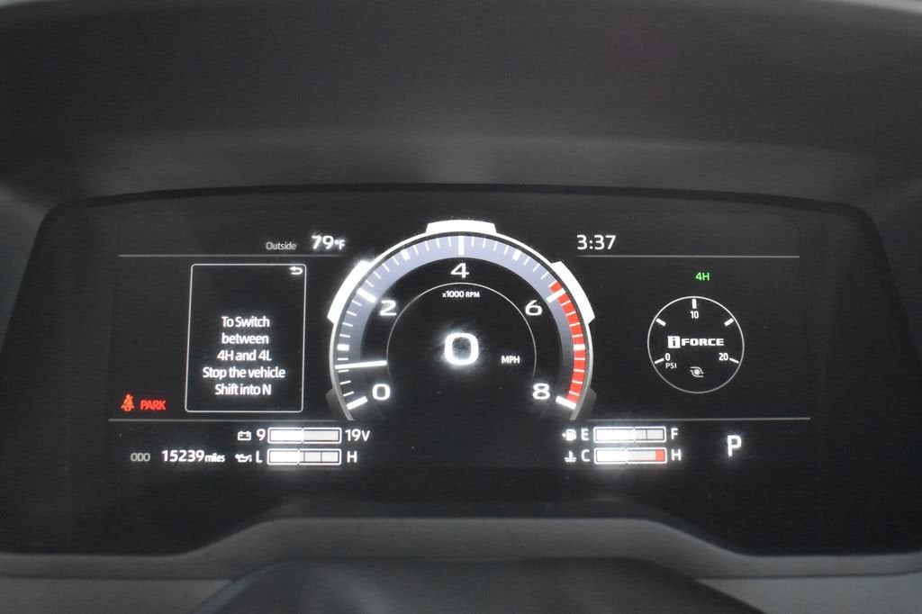 2025 Toyota Tundra 4WD SR5