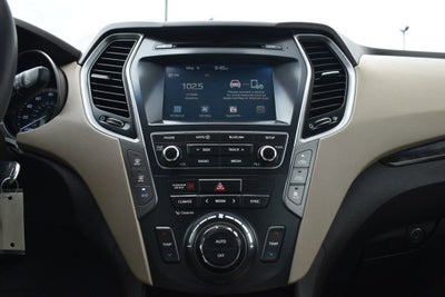 2017 Hyundai Santa Fe SE