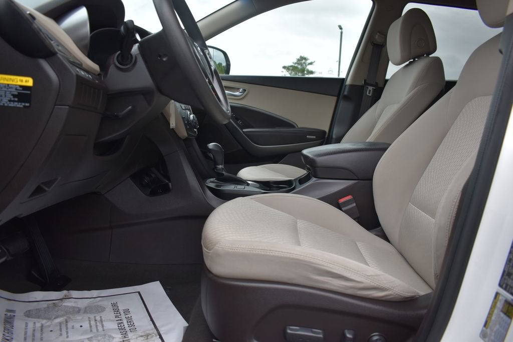 2017 Hyundai Santa Fe SE