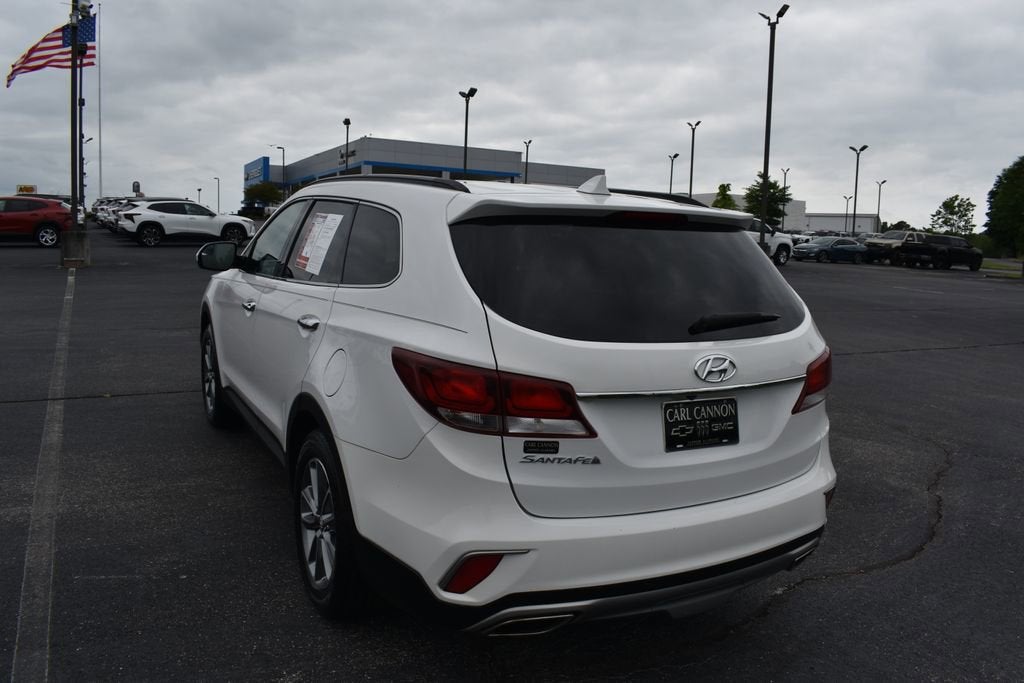 2017 Hyundai Santa Fe SE