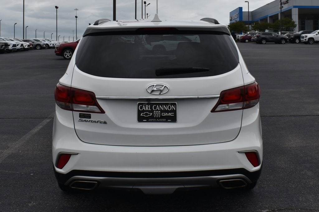 2017 Hyundai Santa Fe SE
