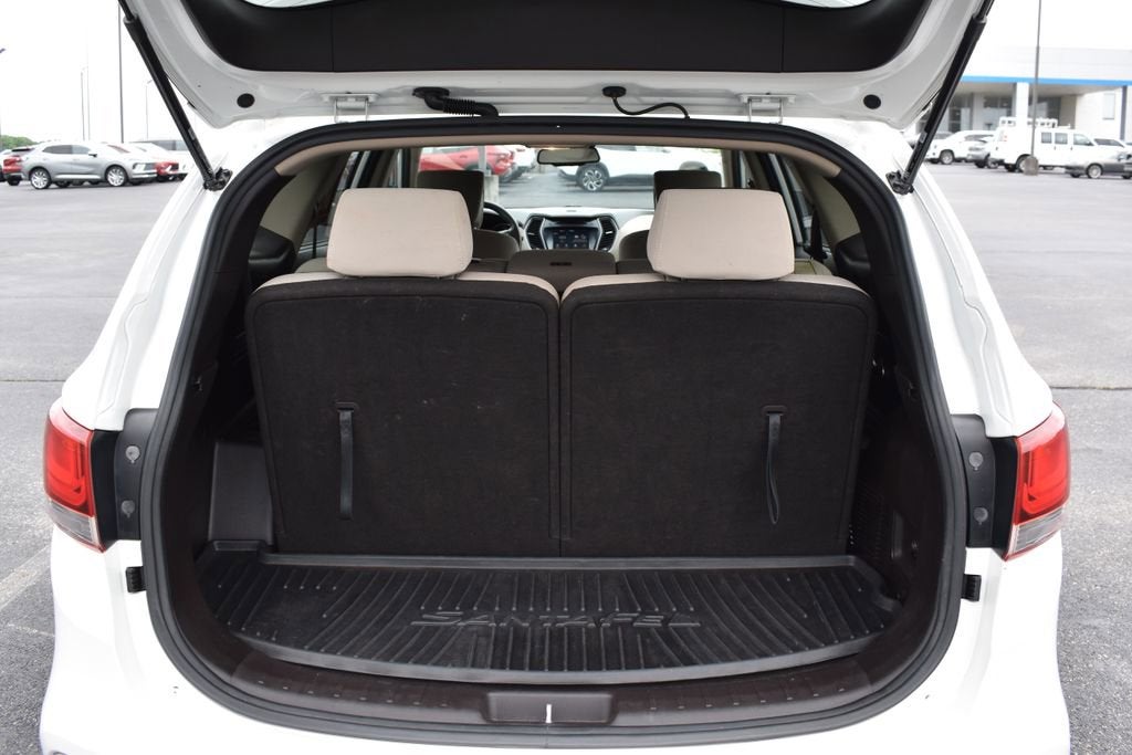 2017 Hyundai Santa Fe SE